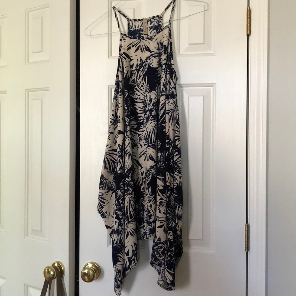 Women’s small floral mini dress